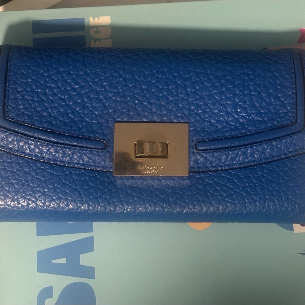 Kate Spade Envelope Wallet - Picture 8 of 8